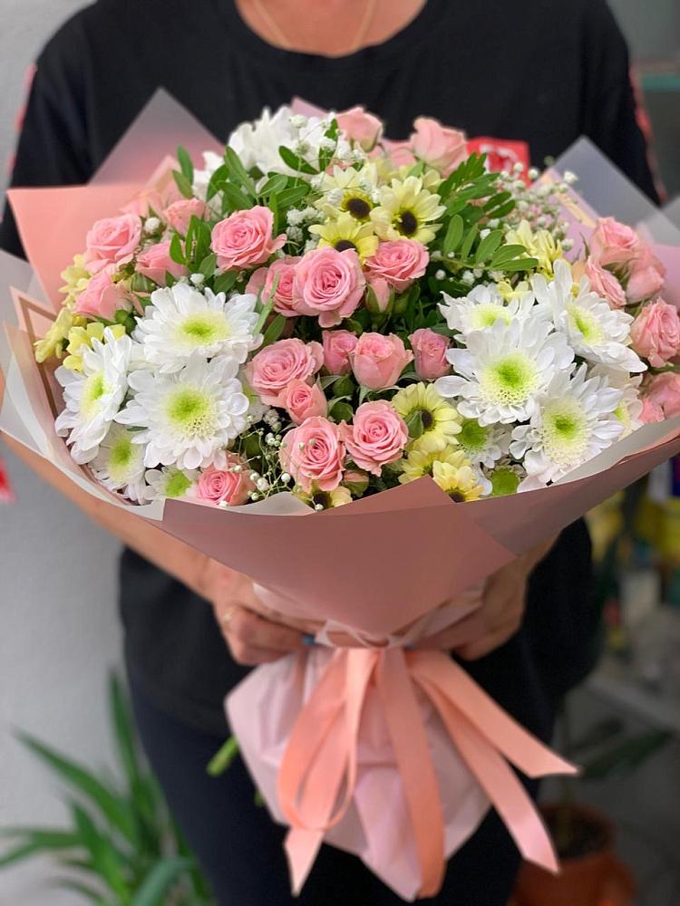Букет цветов из: Розы и Хризантемы в Колодкино