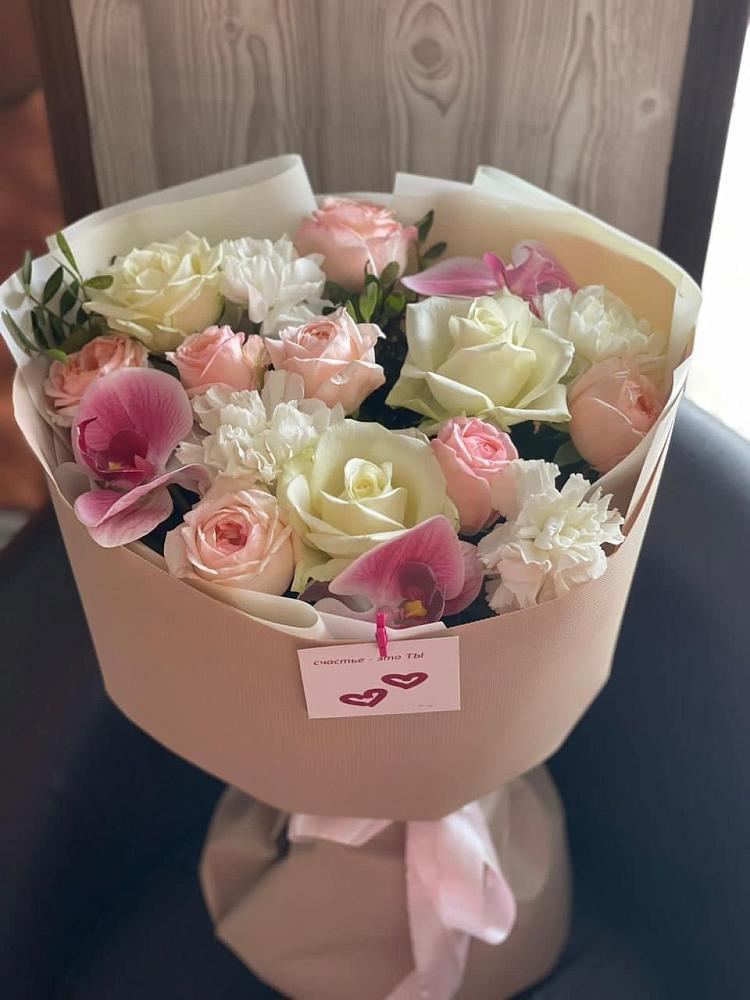 Букет цветов из: Орхидеи, Розы и Гвоздики в Колодкино