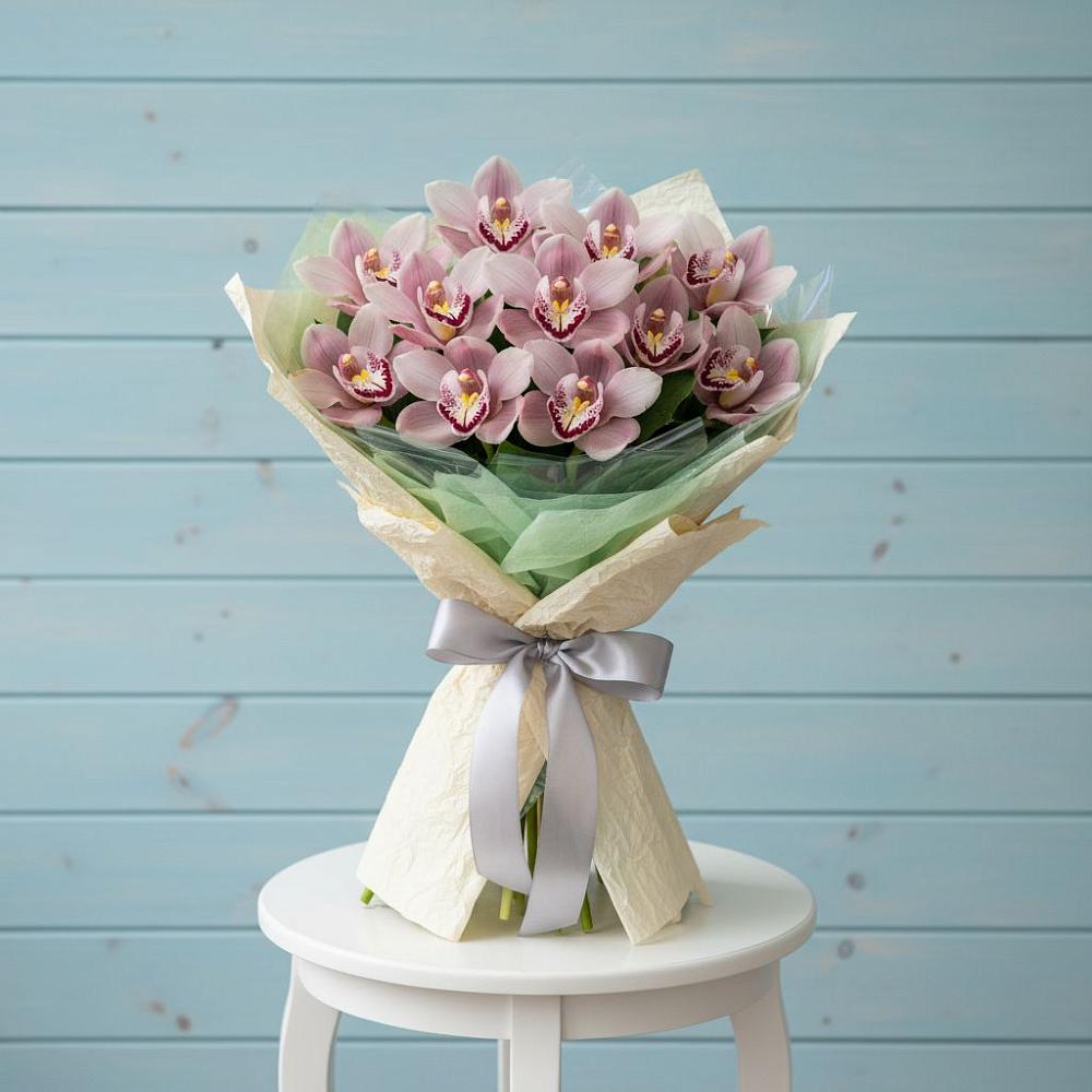 Букет цветов из: Орхидеи и Розы в Колодкино