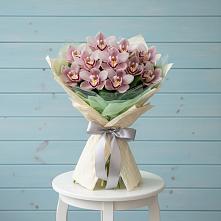 Букет цветов из:  Орхидеи и Розы в Колодкино