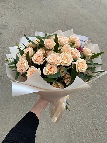 Букет Кремовые розы Латте в Колодкино