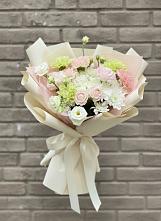 Букет цветов из:  Гвоздики, Розы, Лизиантусы и Хризантемы в Колодкино