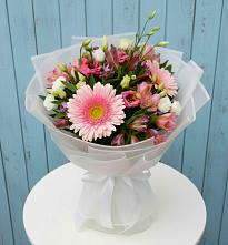 Букет цветов из:  Герберы, Альстромерии и Лизиантусы в Колодкино